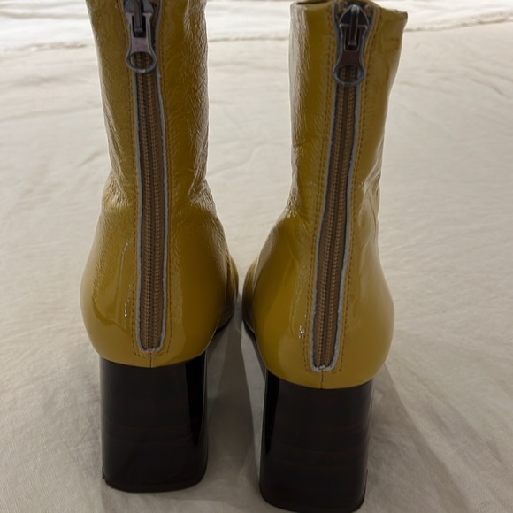 Stunning leather boots - Picture 3 of 9